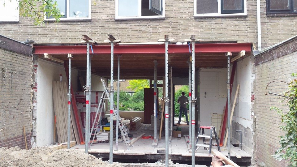 Constructieve doorbraak met stalen ligger
